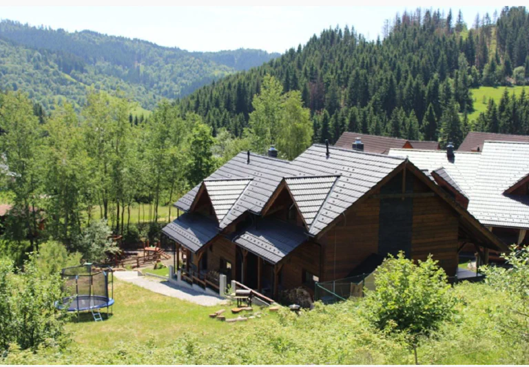 4 chaty v Oščadnici, Slovensko