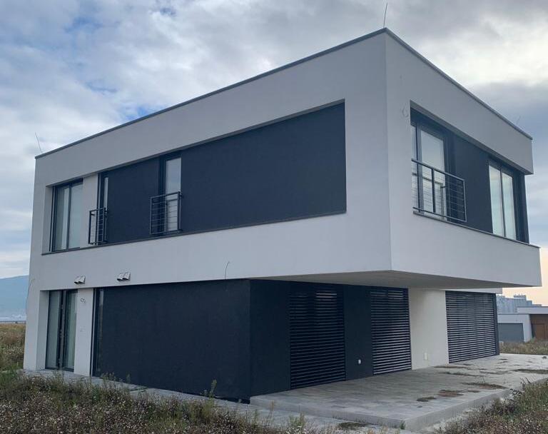 Lužianky, Slovensko